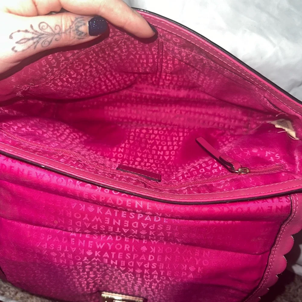Kate Spade Maple Court Jazmin Scalloped Leather Crossbody Bag in Pink - Picture 10 of 15